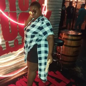 Meet your Posher, Crystal